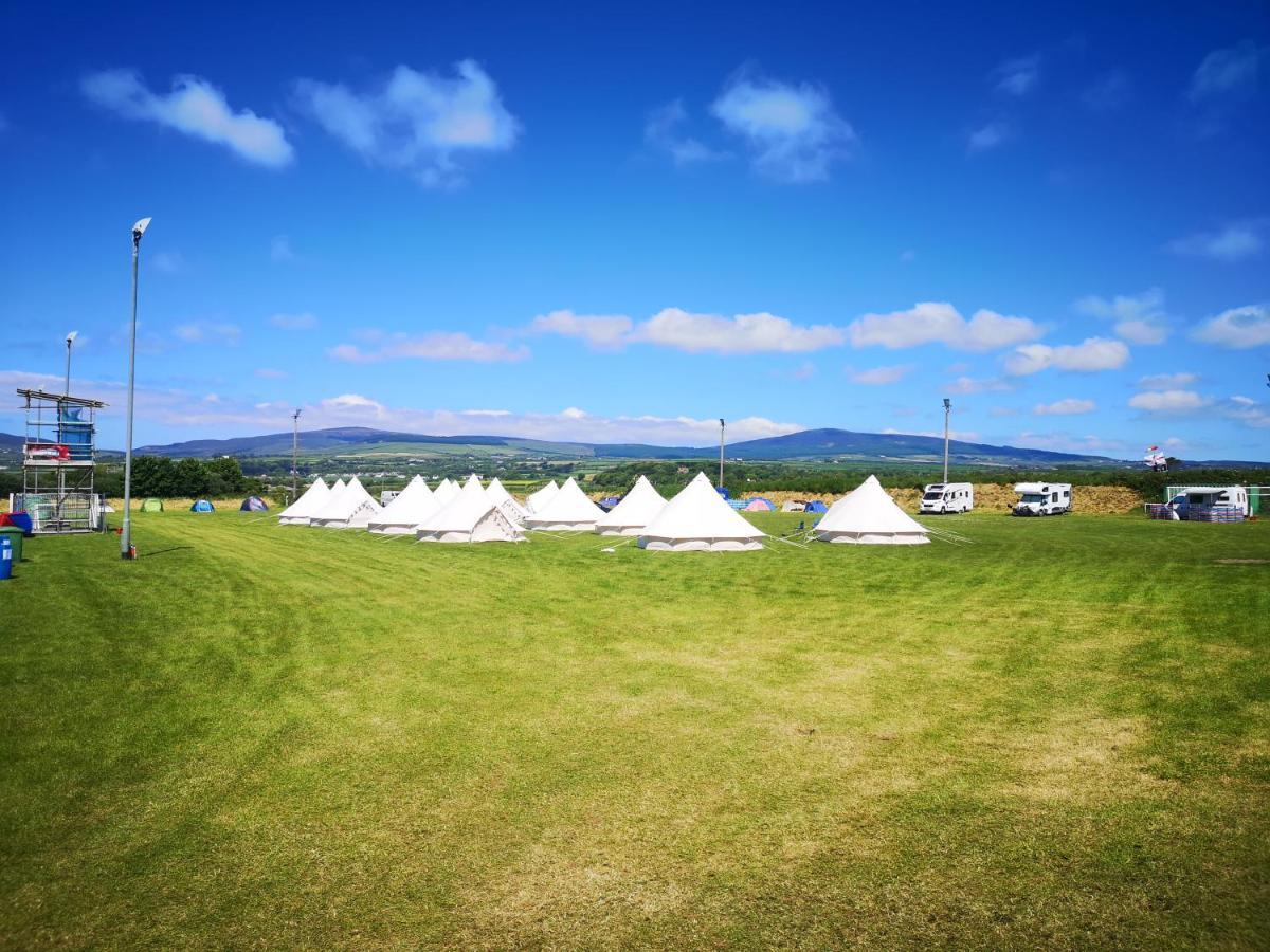 Nine Yards Bell Tents At The Tt - Castletown Luaran gambar