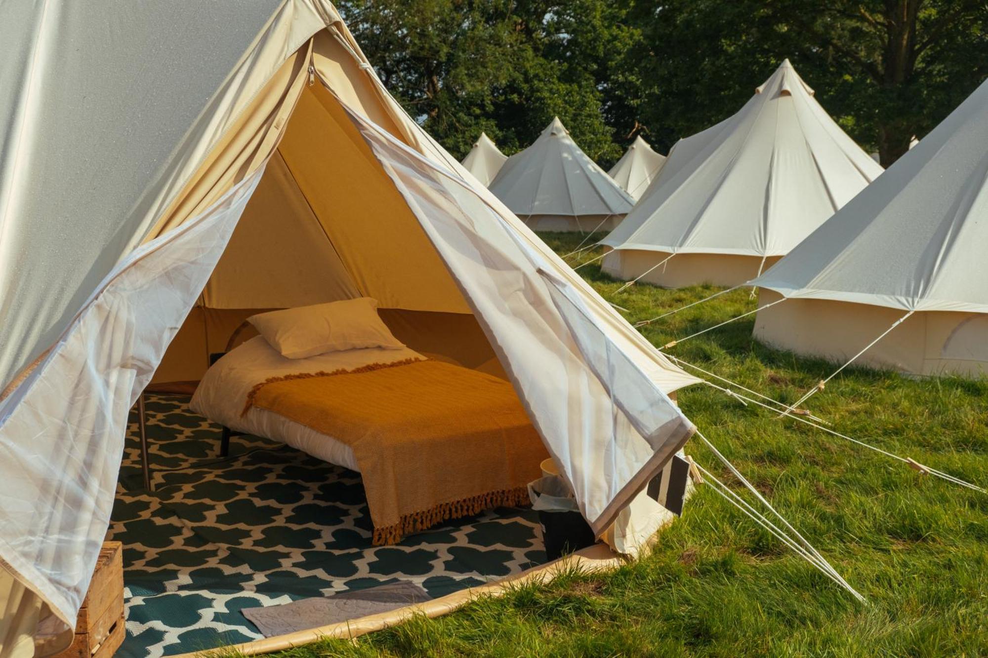 Nine Yards Bell Tents At The Tt - Castletown Luaran gambar
